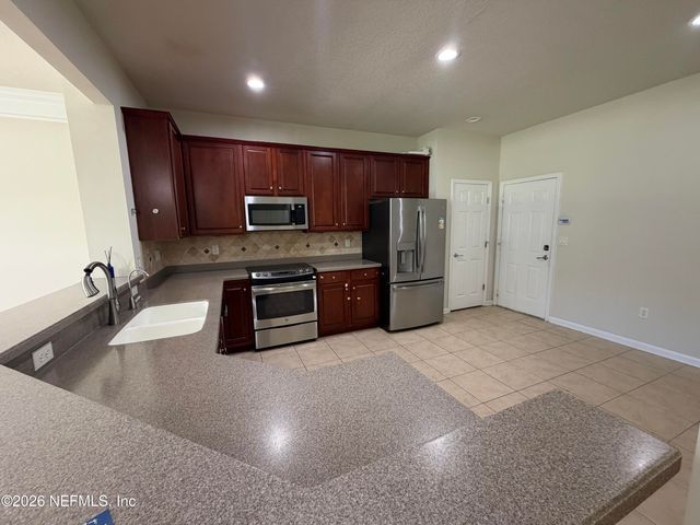 6487 WHITE FLOWER Court, Jacksonville, FL 32258