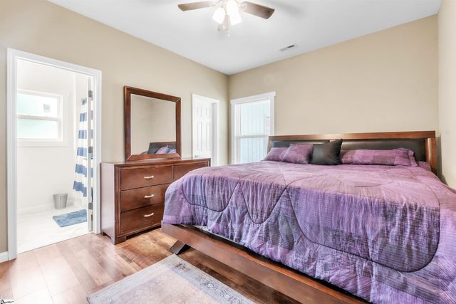 305 W Broad Street, Iva, SC 29655