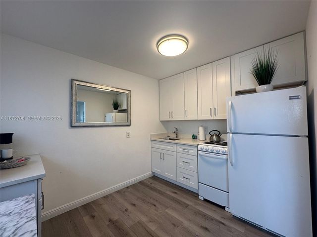 116 SE 9th Court, Hallandale Beach, FL 33009