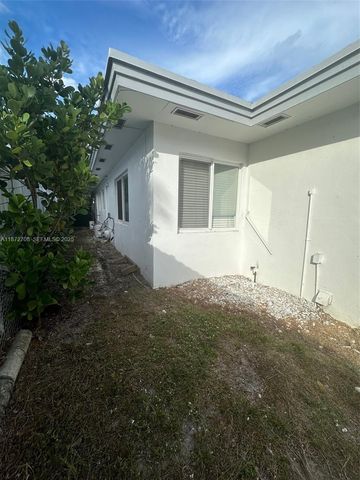 116 SE 9th Court, Hallandale Beach, FL 33009