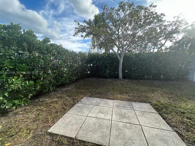 116 SE 9th Court, Hallandale Beach, FL 33009