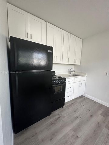 116 SE 9th Court, Hallandale Beach, FL 33009