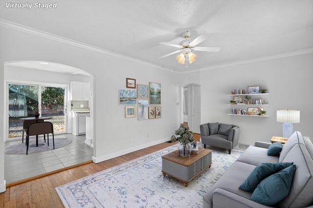 1506 64th Street, Windsor Heights, IA 50324