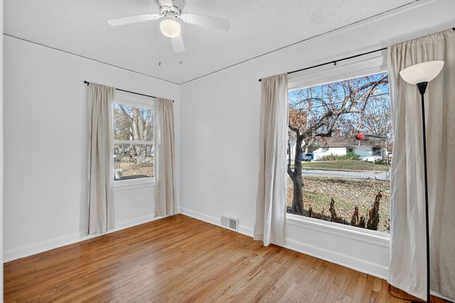 1506 64th Street, Windsor Heights, IA 50324