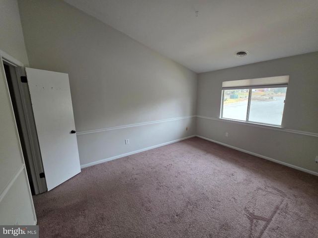 30 BROOKSIDE CT, Horsham, PA 19044