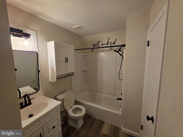 30 BROOKSIDE CT, Horsham, PA 19044