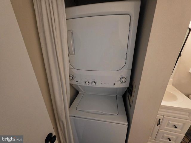 30 BROOKSIDE CT, Horsham, PA 19044