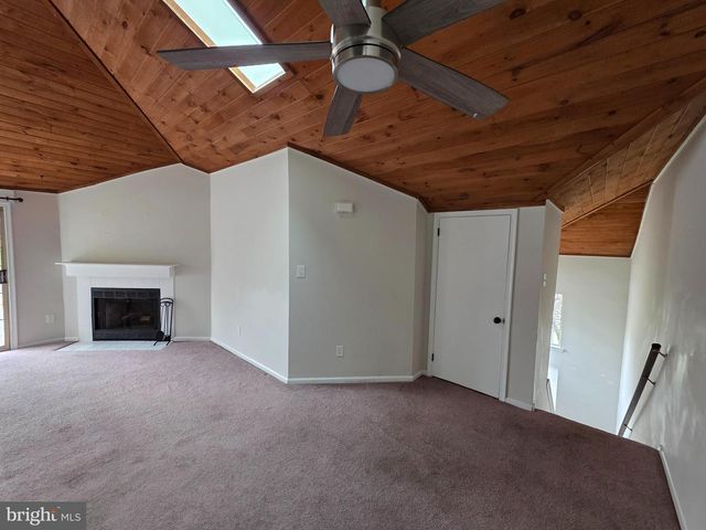 30 BROOKSIDE CT, Horsham, PA 19044