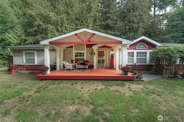 24028 Vinland Terrace NW, Poulsbo, WA 98370