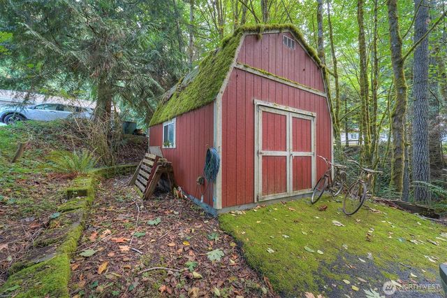 24028 Vinland Terrace NW, Poulsbo, WA 98370