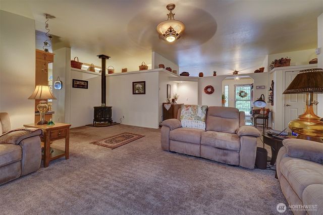 24028 Vinland Terrace NW, Poulsbo, WA 98370