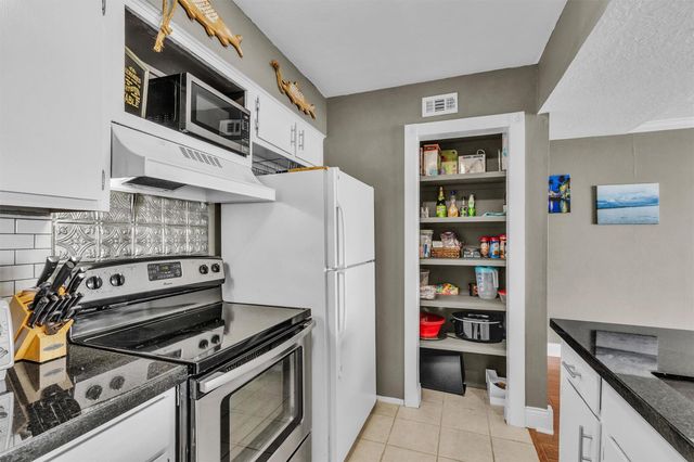 12500 Melville Drive 202A, Montgomery, TX 77356