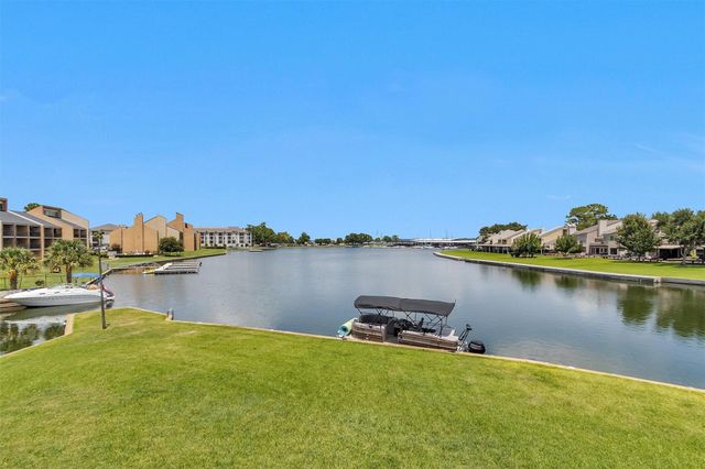 12500 Melville Drive 202A, Montgomery, TX 77356
