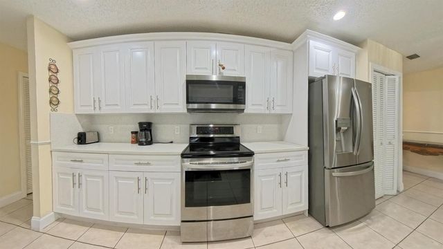13484 Jonquil Court, Wellington, FL 33414