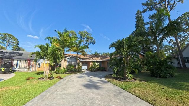 13484 Jonquil Court, Wellington, FL 33414