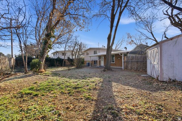 2100 W THECKSTON RD, Taylorsville, UT 84129