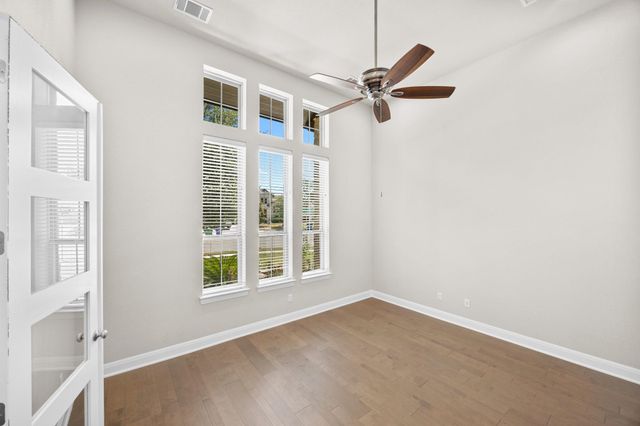 1511 Parke Bluff BND, Cedar Park, TX 78613