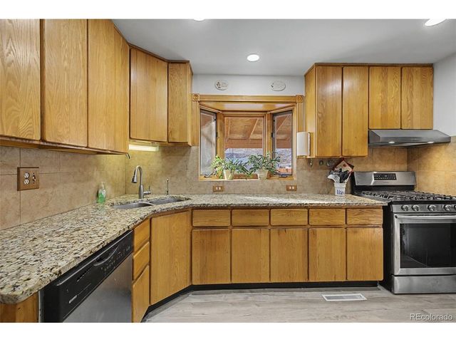 800 Main St, Colorado Springs, CO 80911