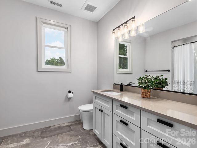 7 Copper Mill Court, Candler, NC 28715