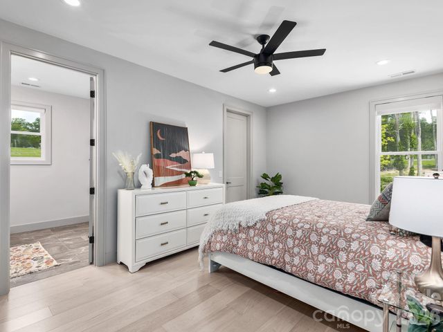 7 Copper Mill Court, Candler, NC 28715