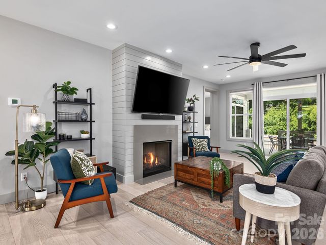 7 Copper Mill Court, Candler, NC 28715