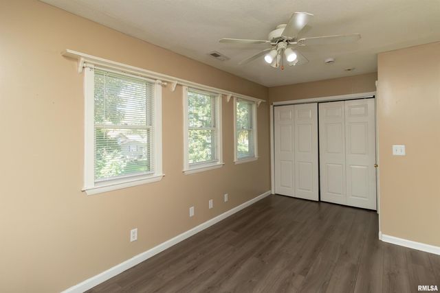 421 SHADOWAY Drive, East Peoria, IL 61611