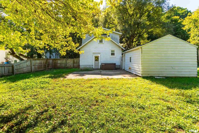 421 SHADOWAY Drive, East Peoria, IL 61611