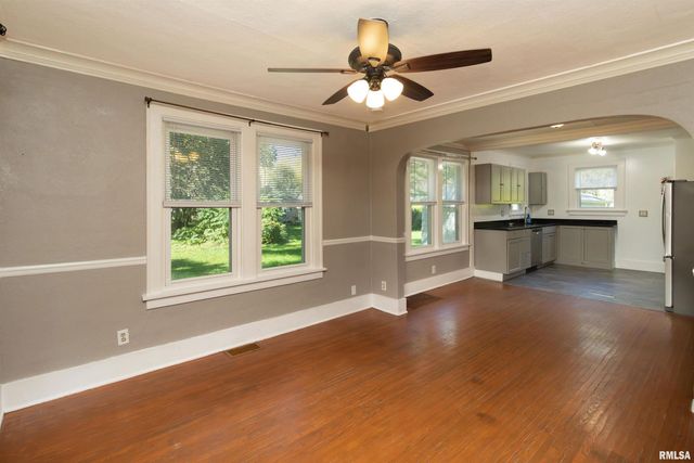 421 SHADOWAY Drive, East Peoria, IL 61611
