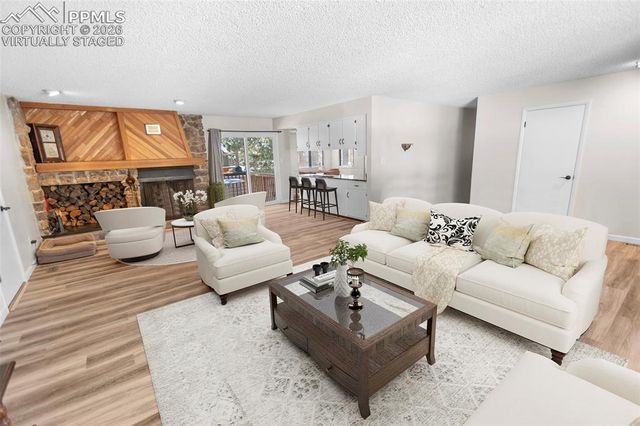 685 Sunnywood Loop, Woodland Park, CO 80863