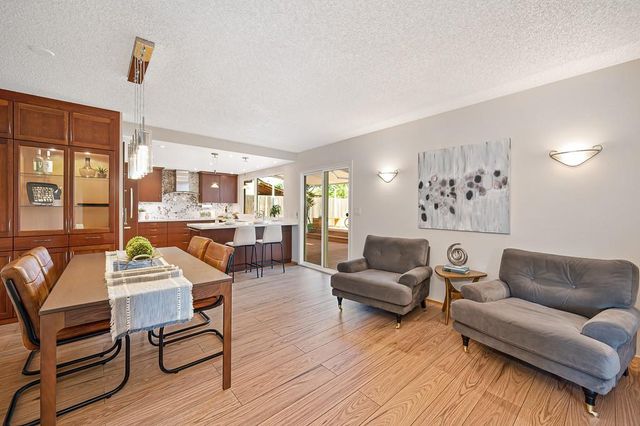 782 Crosswind Dr, Sacramento, CA 95838