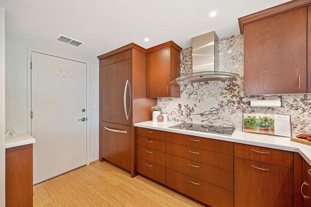 782 Crosswind Dr, Sacramento, CA 95838