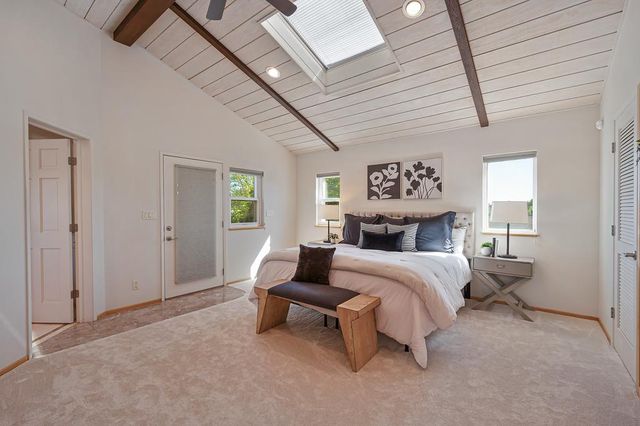 782 Crosswind Dr, Sacramento, CA 95838