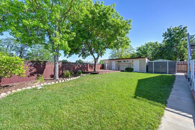 782 Crosswind Dr, Sacramento, CA 95838