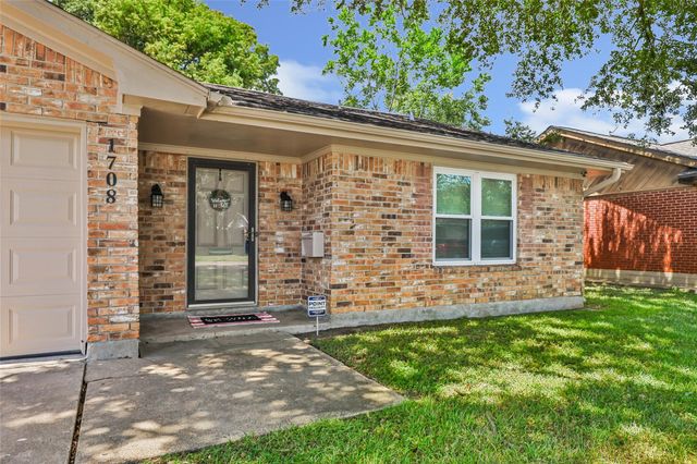 1708 17th Avenue N, Texas City, TX 77590