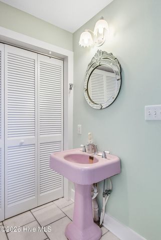 1005 N Anderson Boulevard, Holly Ridge, NC 28445