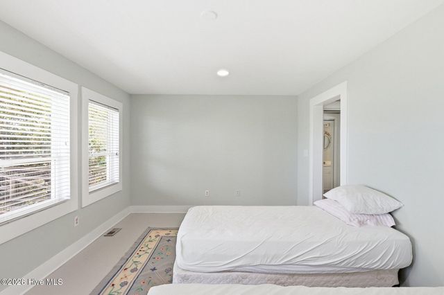 1005 N Anderson Boulevard, Holly Ridge, NC 28445