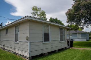 3923 Caplin Street, Houston, TX 77026