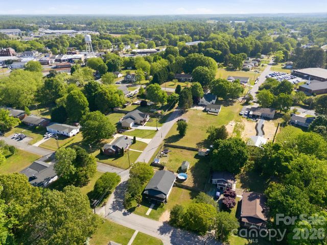 305 Bost Circle, Rockwell, NC 28138