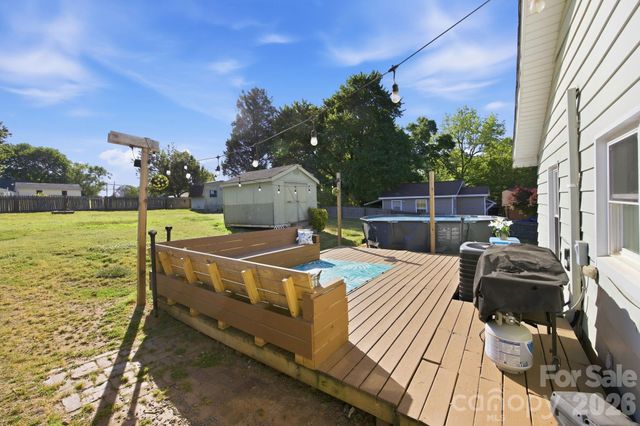305 Bost Circle, Rockwell, NC 28138