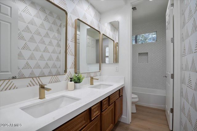 2025 W CALLE DEL SOL --, Phoenix, AZ 85085