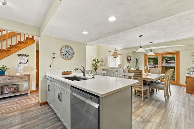 155 Friendship St, Fall River, MA 02724