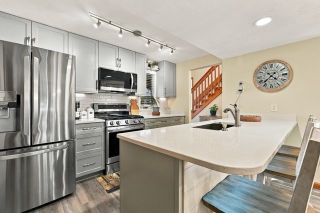 155 Friendship St, Fall River, MA 02724
