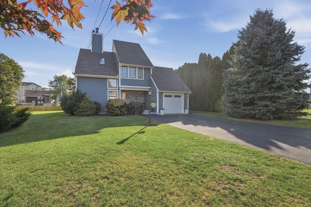 155 Friendship St, Fall River, MA 02724