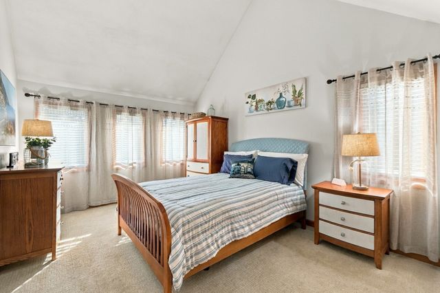 155 Friendship St, Fall River, MA 02724