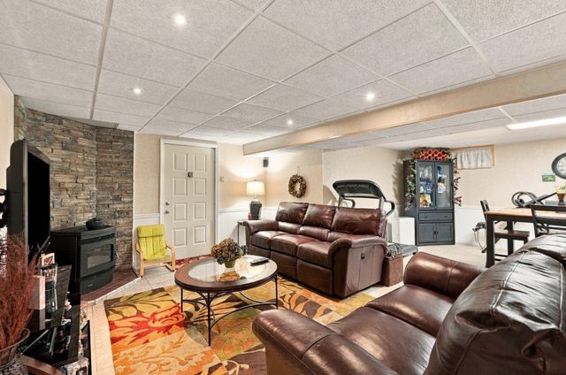 155 Friendship St, Fall River, MA 02724