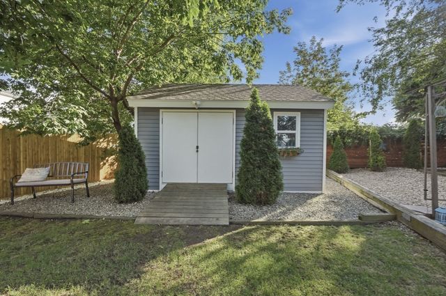 155 Friendship St, Fall River, MA 02724