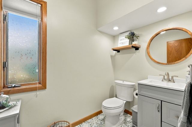 155 Friendship St, Fall River, MA 02724