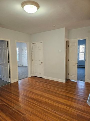 403 Manchester Street 3, Fall River, MA 02721