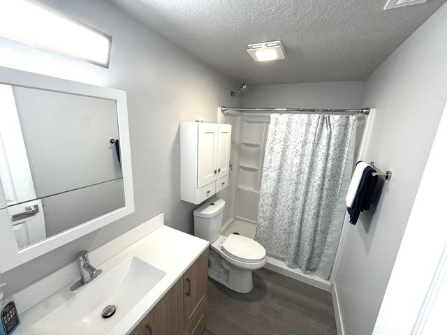 154 E COVE RD, Saratoga Springs, UT 84045