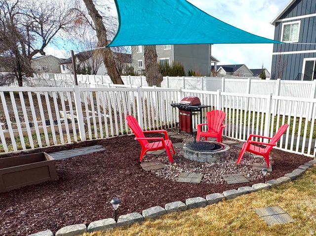 154 E COVE RD, Saratoga Springs, UT 84045